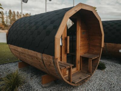 Sudová sauna 280cm s terasou pohľad z predu a trochu z boku